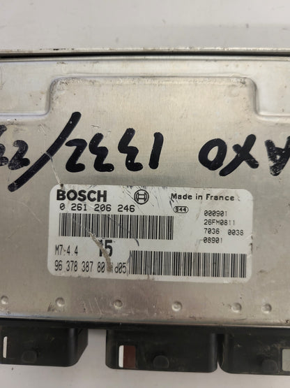 Peugeot Citroen ECU / 0261206246 / M7.4.4 / 9637838780 / BOSCH
