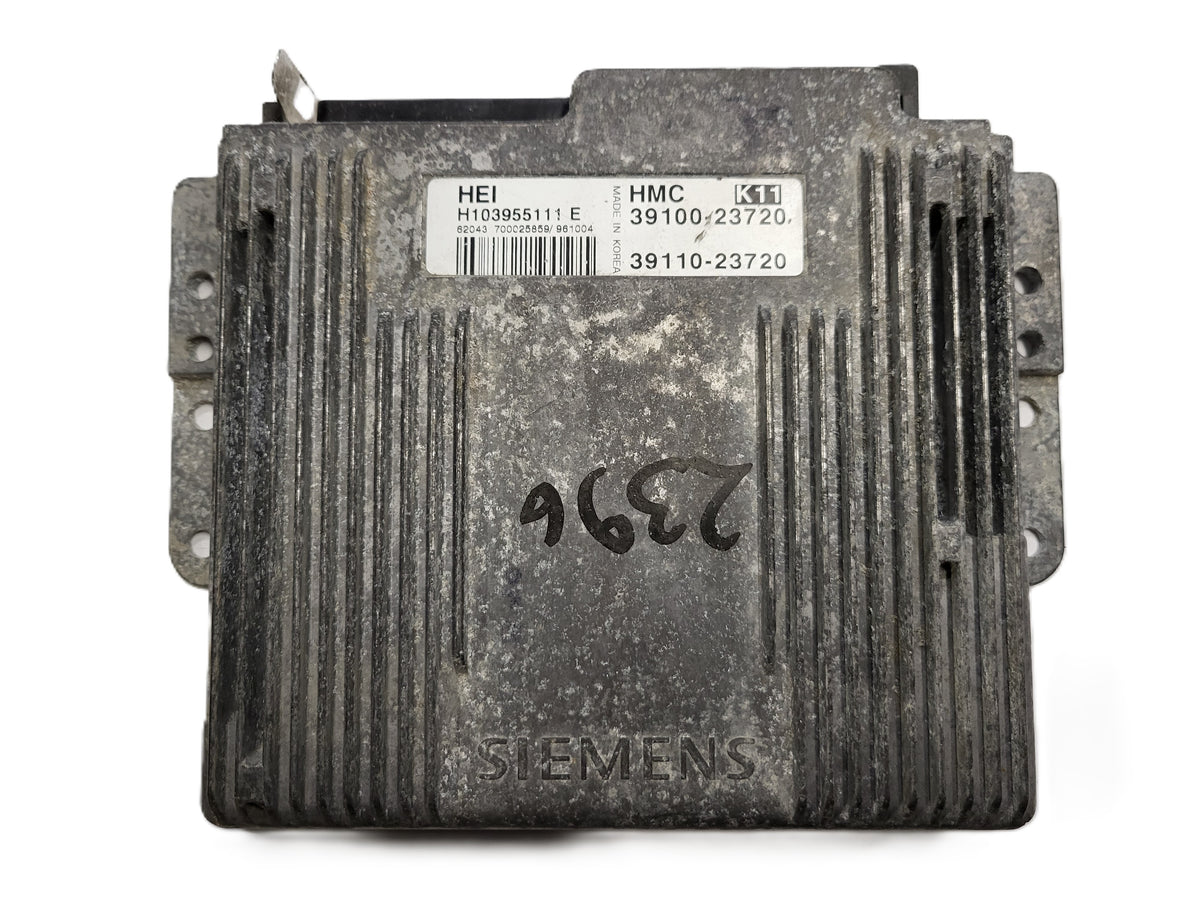 HYUNDAI ECU / 39100-23720 / H103955111E / H103955111 / SIEMENS - B29-18 - 1