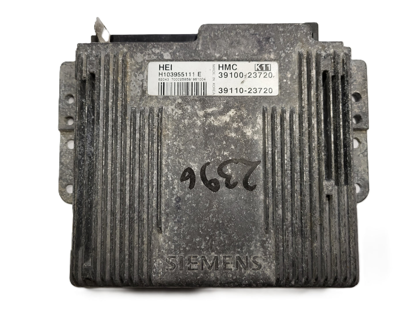 HYUNDAI ECU / 39100-23720 / H103955111E / H103955111 / SIEMENS