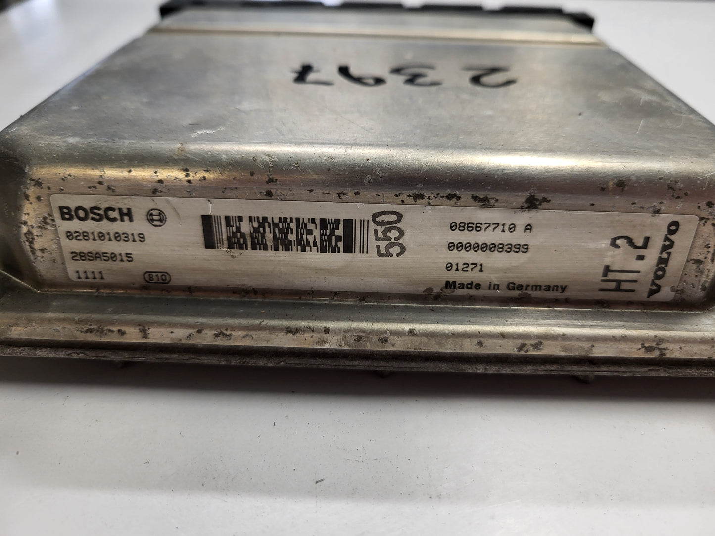 VOVLO V70 ECU / 0281010319 / 28SA5360 / BOSCH