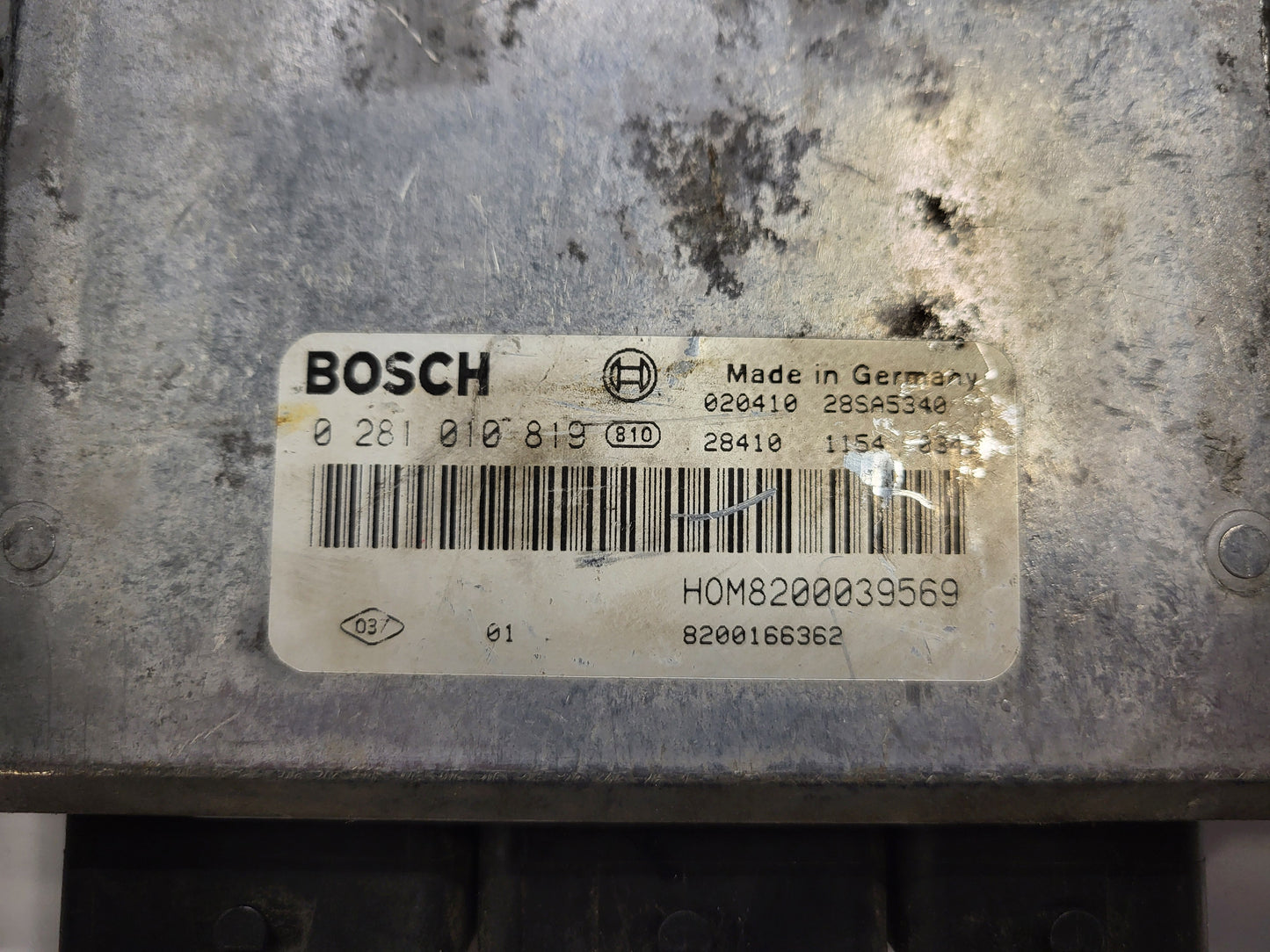 RENAULT ECU / 0281010819 / 8200039569 / 8200166362 / BOSCH