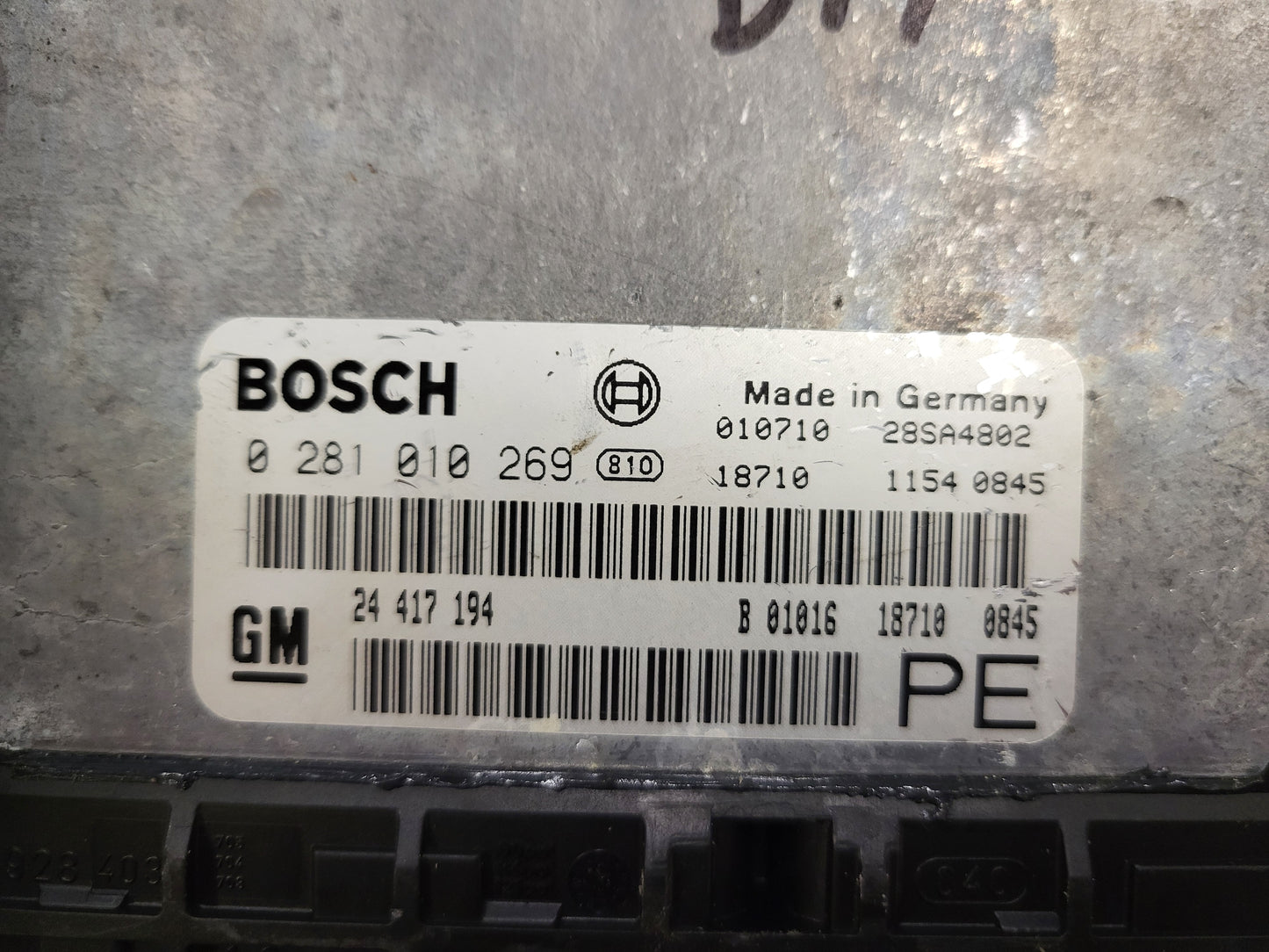 OPEL VECTRA ECU / 0281010269 / 24417194 / PE / BOSCH