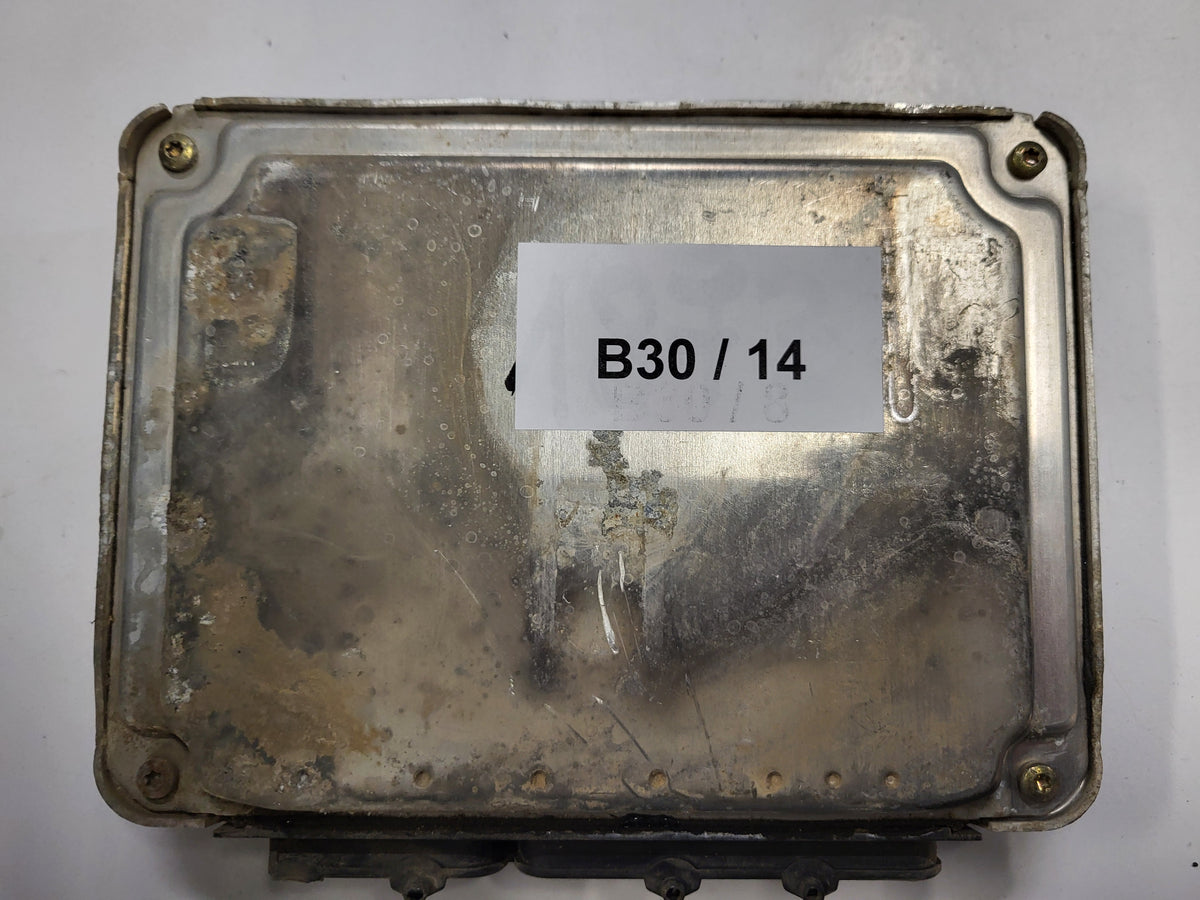 FORD FOCUS ECU / 1S4F-12A650-AE / DOTE / DPC-638 / PCM / VISTEON - B30-14 - 3