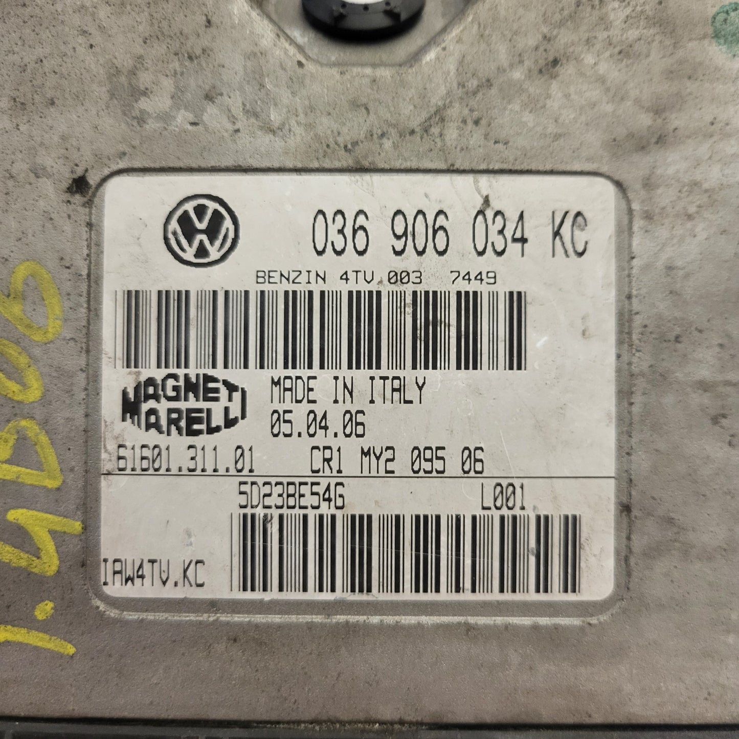 VOLKSWAGEN SEAT ECU / 036906034KC / IAW 4TV.KC / 61601.311.01 / MAGNETI MARELLI