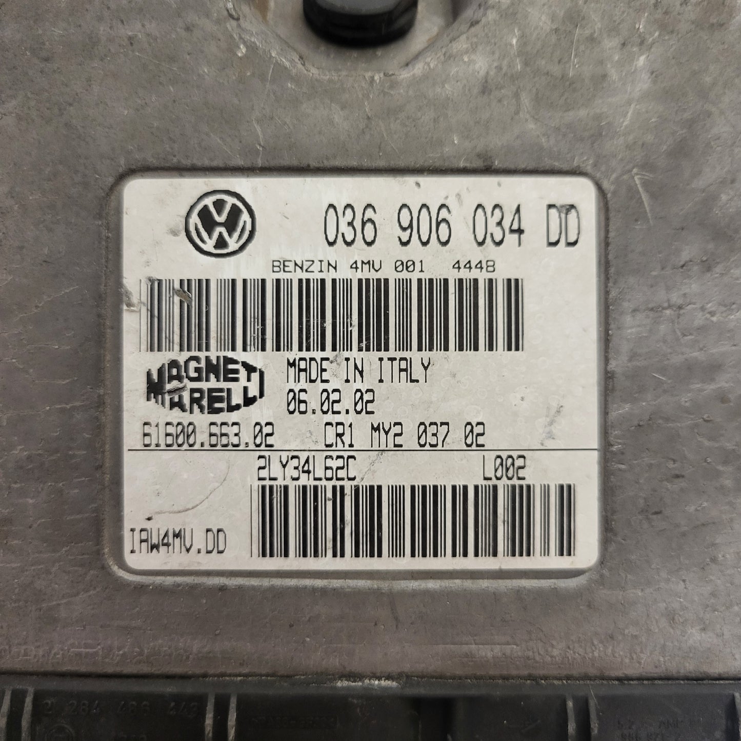VW POLO ECU / 036906034DD / IAW4MV.DD / 61600.663.02 / MAGNETI MARELLI