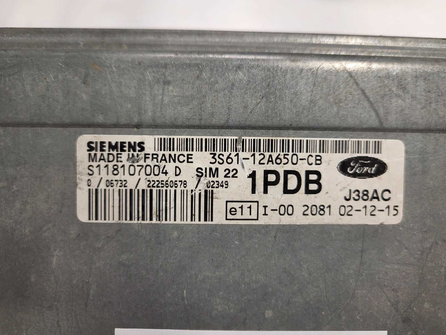 Ford ECU / S118107004D / 3S61-12A650-CB / 1PDB / SIM22 / J38AC / SIEMENS