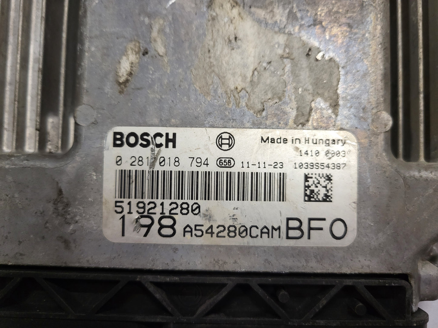 FIAT BRAVO ECU / 0281018794 / 51921280 / BOSCH