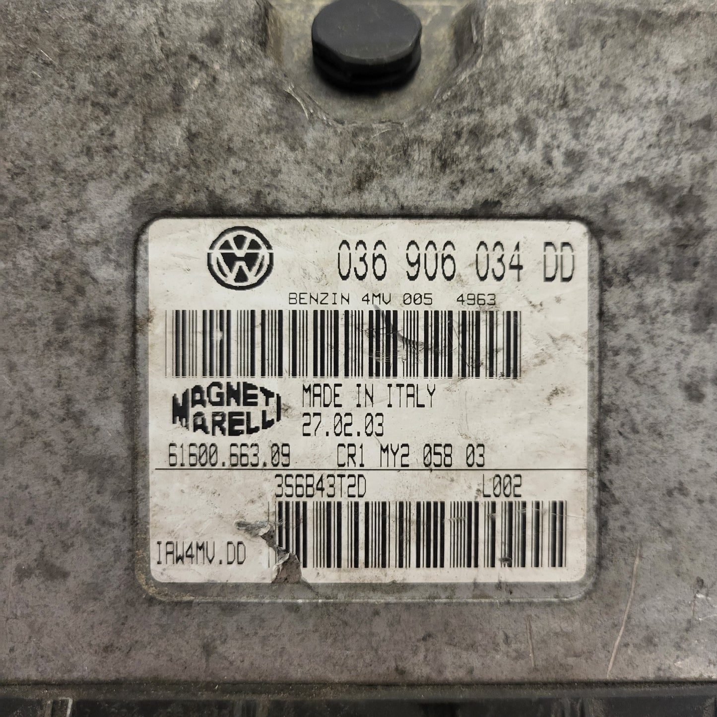 VW POLO ECU / 036906034DD / IAW4MV.DD / 61600.663.09 / MAGNETI MARELLI