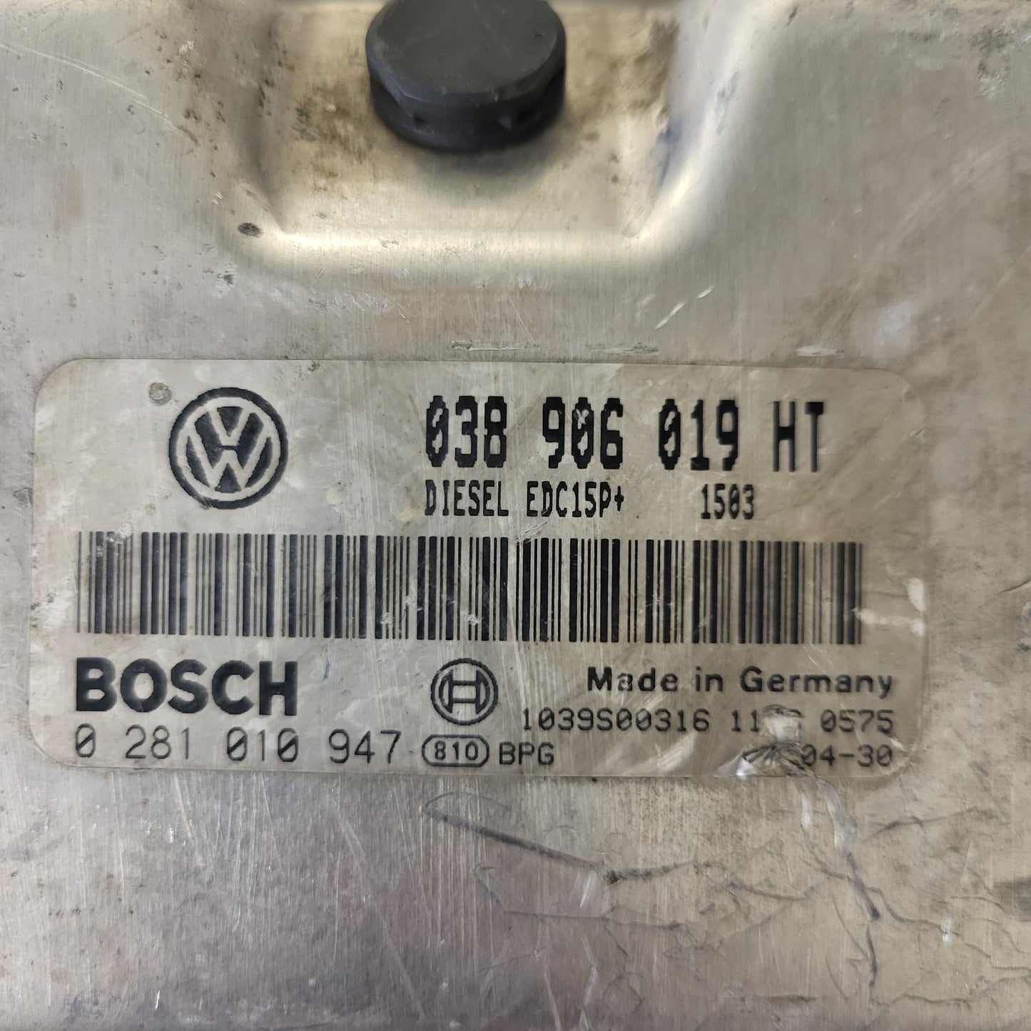 VW SEAT ECU / 038906019HT / 0281010947 / EDC15P+ / BOSCH