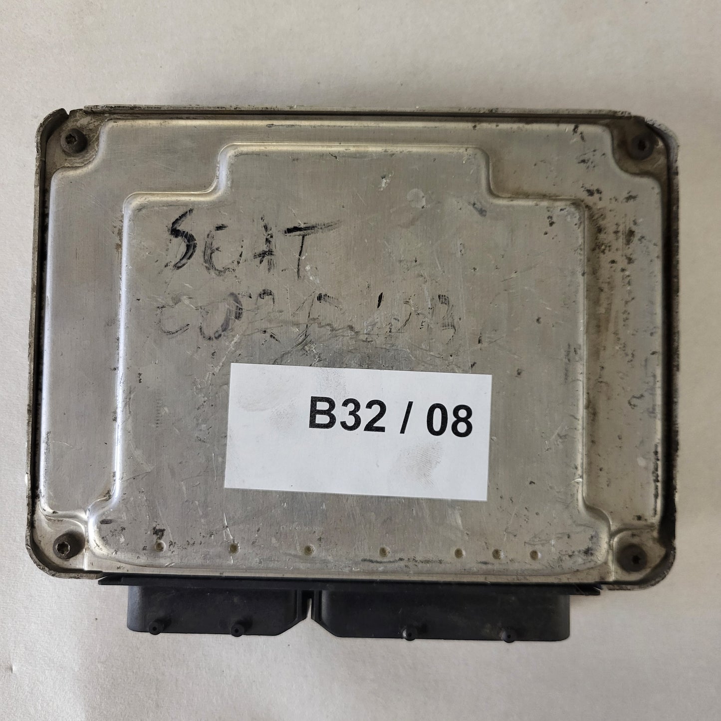 VW SEAT ECU / 038906019HT / 0281010947 / EDC15P+ / BOSCH