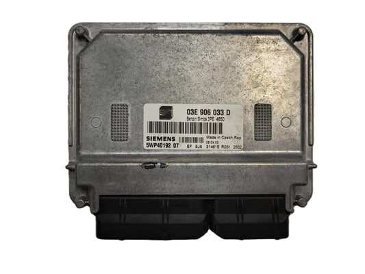 SEAT IBIZA ŠKODA FABIA 1.2 ECU / 03E906033D / 5WP40192 07 / SIEMENS