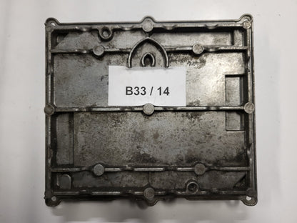 SMART FORTWO ECU / 0261205004 / 0003107V006 / HW 32.98 / BOSCH