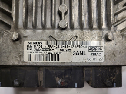 FORD FOCUS ECU / 4M51-12A650-JL / 5WS40303K-T / SID202 / 3ANL / J38AC / SIEMENS