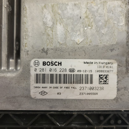 RENAULT MEGANE 3 ECU / 0281016228 / 237100323R / 237100556R / BOSCH