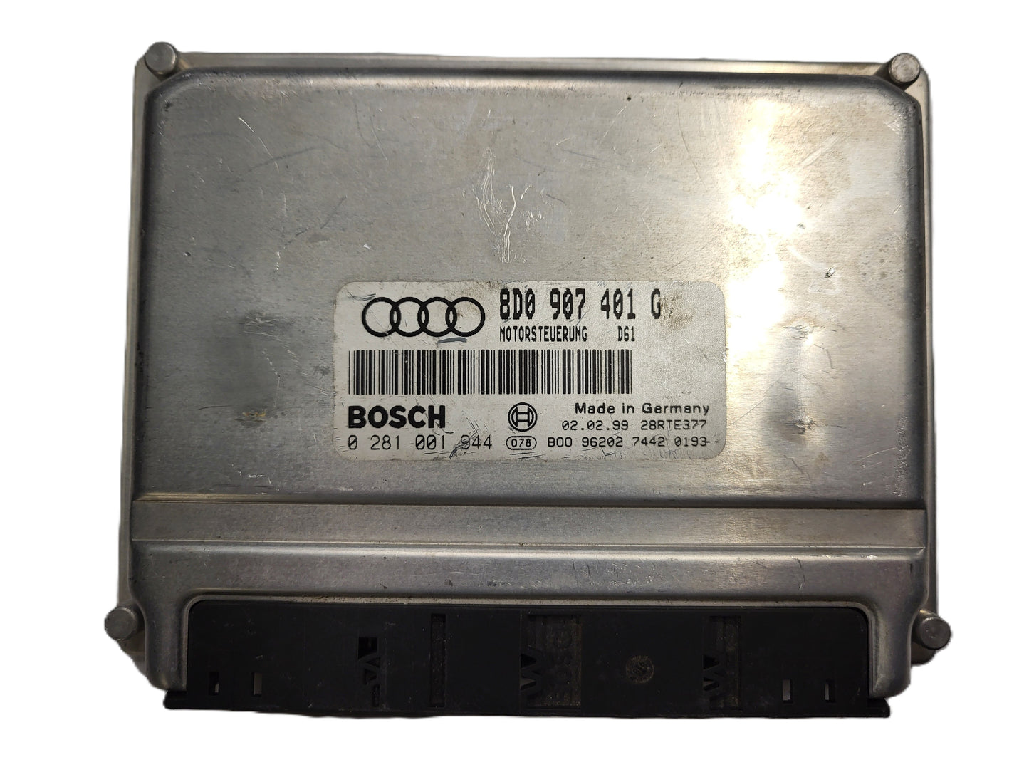 Audi A4 2.5 TDI ECU / 8D0907401G / 0281001944 / BOSCH