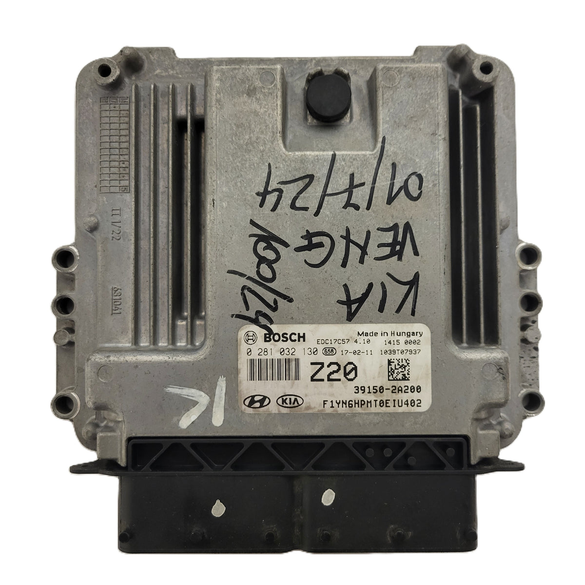 KIA VENGA ECU / 0281032130 / 39150-2A200 / EDC17C57 / BOSCH - B35-07 - 1