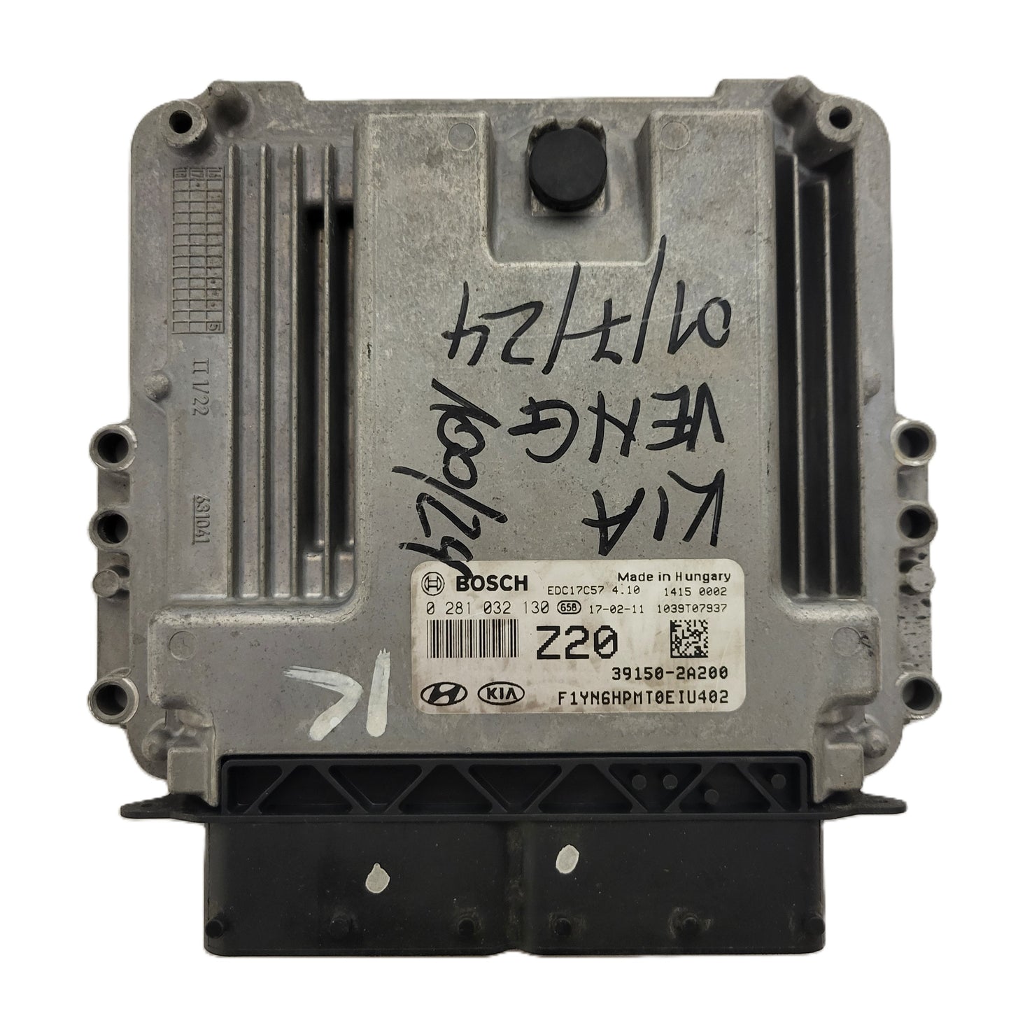 KIA VENGA ECU / 0281032130 / 39150-2A200 / EDC17C57 / BOSCH