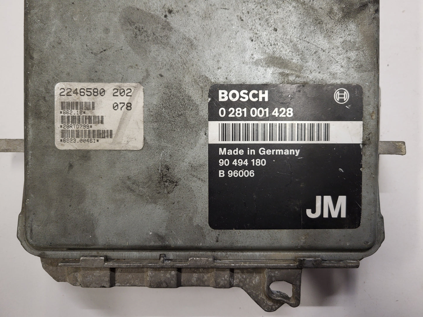 Opel Omega ECU / 0281001428 / 90494180 / B96006 / BOSCH