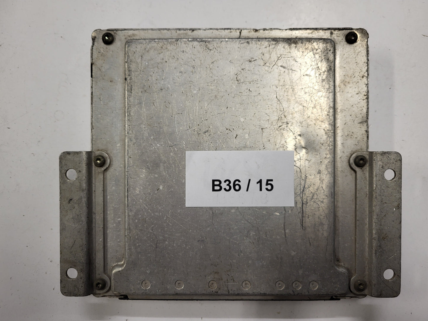 LANCIA LYBRA 2.4 JTD ECU / 0281010001 / 46472184 / BOSCH