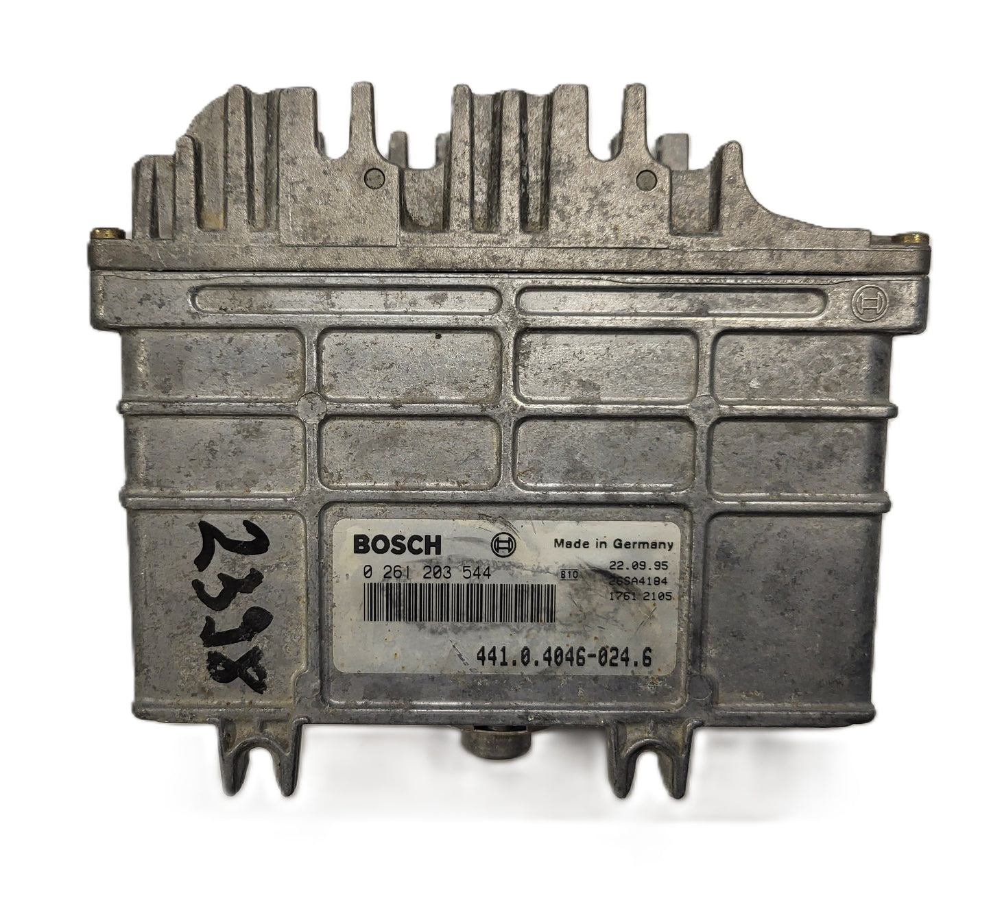 VW ECU / 0261203544 / 441.0.4046-024.6 / 26SA4184 / BOSCH