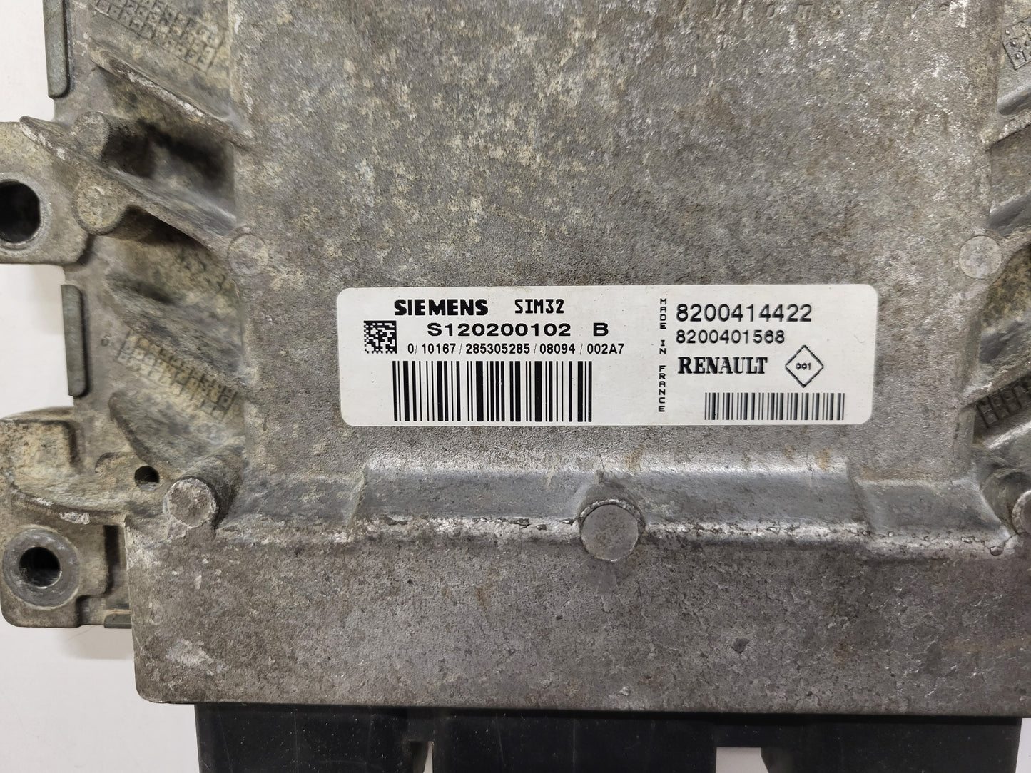Renault Modus ECU / S120200102B / 8200414422 / 8200401568 / S120200102 / SIM32