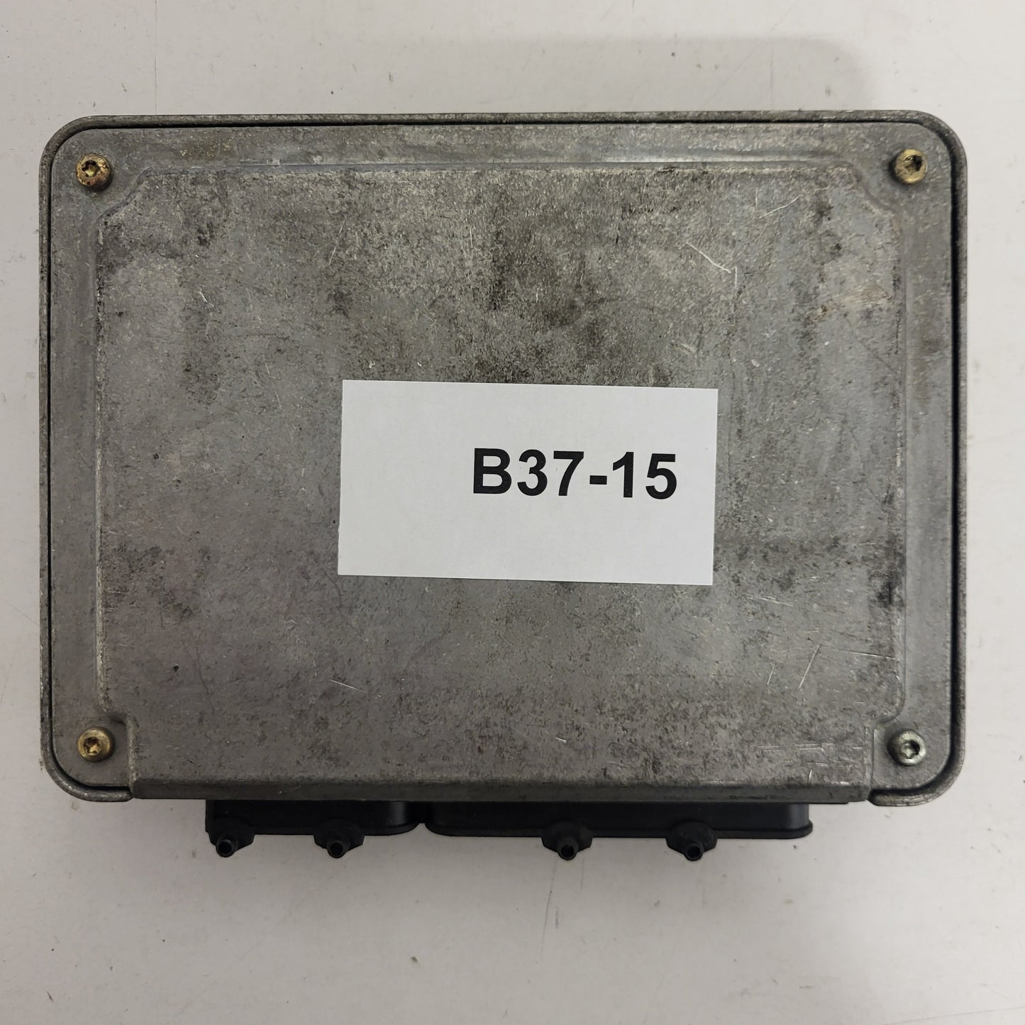 VW GOLF 4 1.9 ECU / 038906018BM / 0281001846 / BOSCH