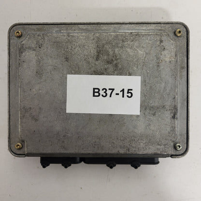 VW GOLF 4 1.9 ECU / 038906018BM / 0281001846 / BOSCH