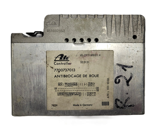 RENAULT R21 ABS ECU / 7700737013 / 333121 / 10.0911-0022.4 / ATE