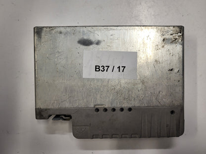 RENAULT R21 ABS ECU / 7700737013 / 333121 / 10.0911-0022.4 / ATE