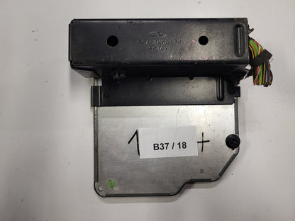 FORD FIESTA ECU / S110678001C / YS6A-12A650-BB / S110678001 / J38AC / SIEMENS