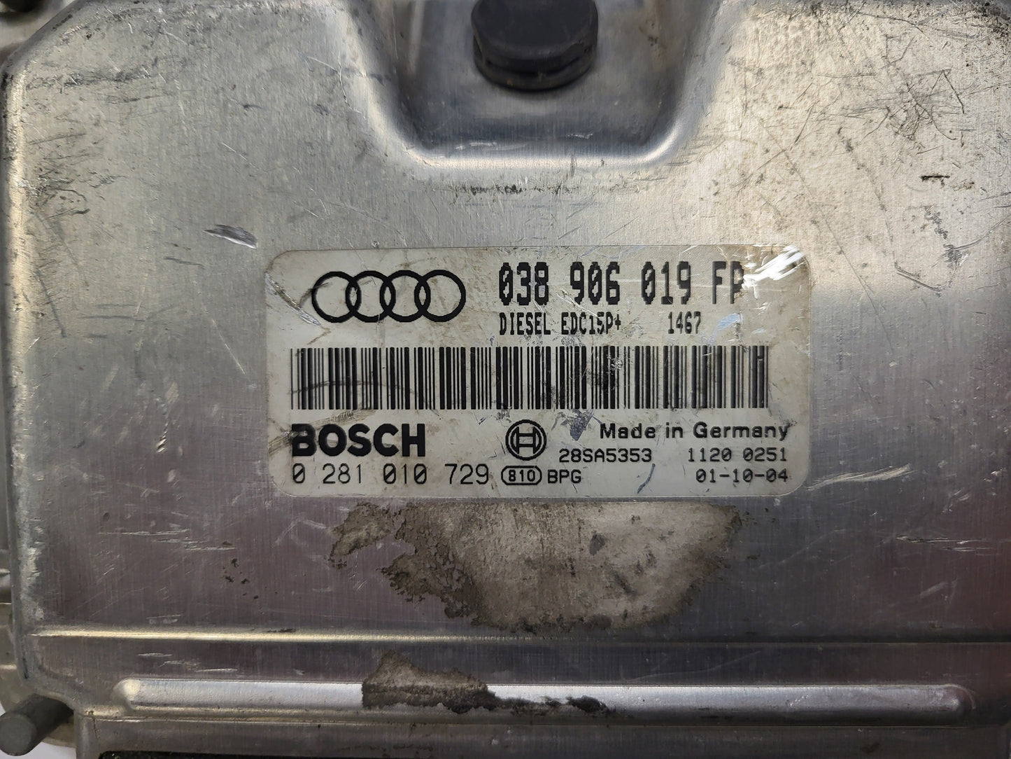VW AUDI ECU / 038906019FP / 0281010729 / EDC15P+ / BOSCH