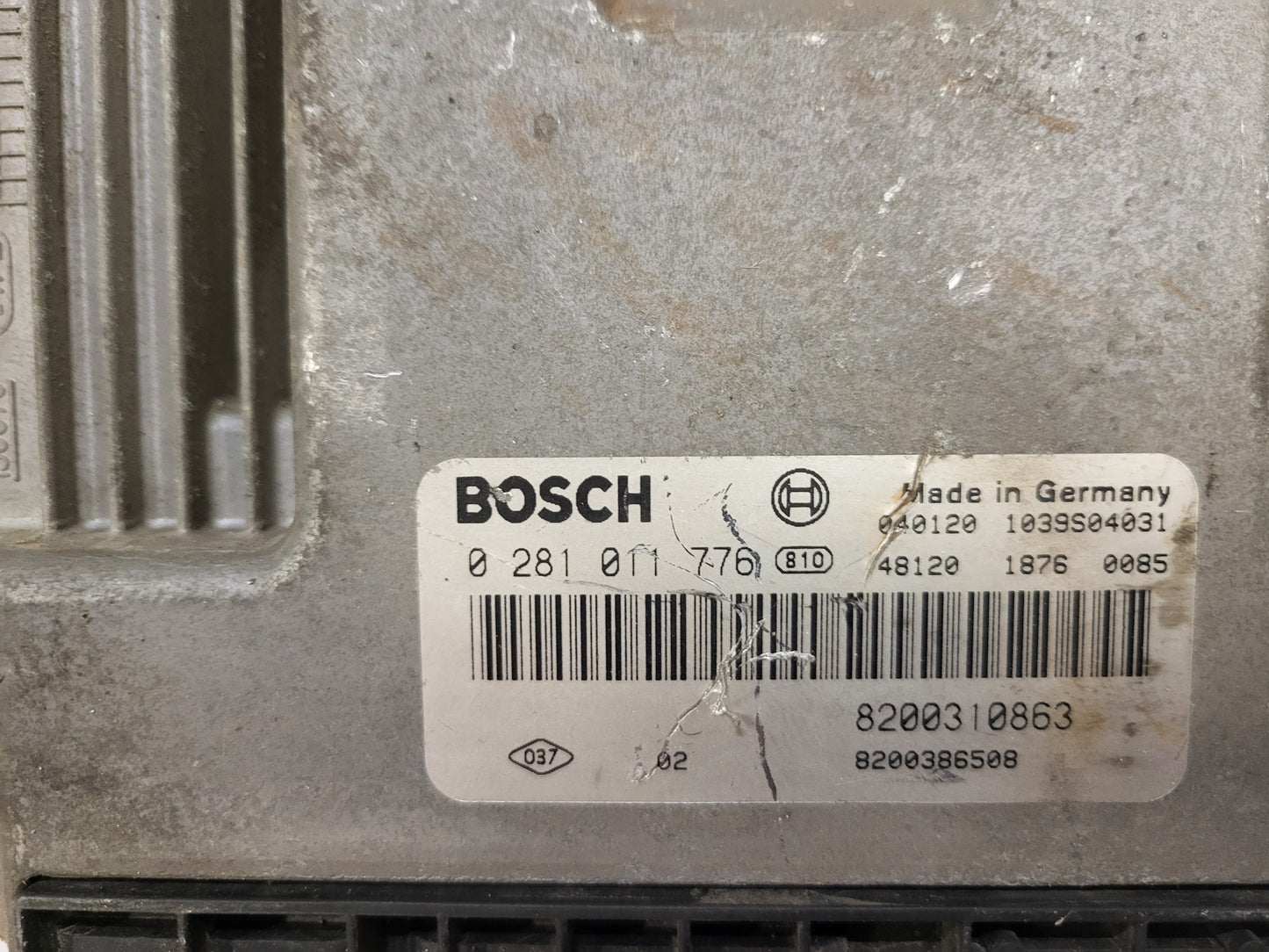 RENAULT MEGANE SCENIC ECU / 0281011776 / 8200310863 / 8200386508 / BOSCH
