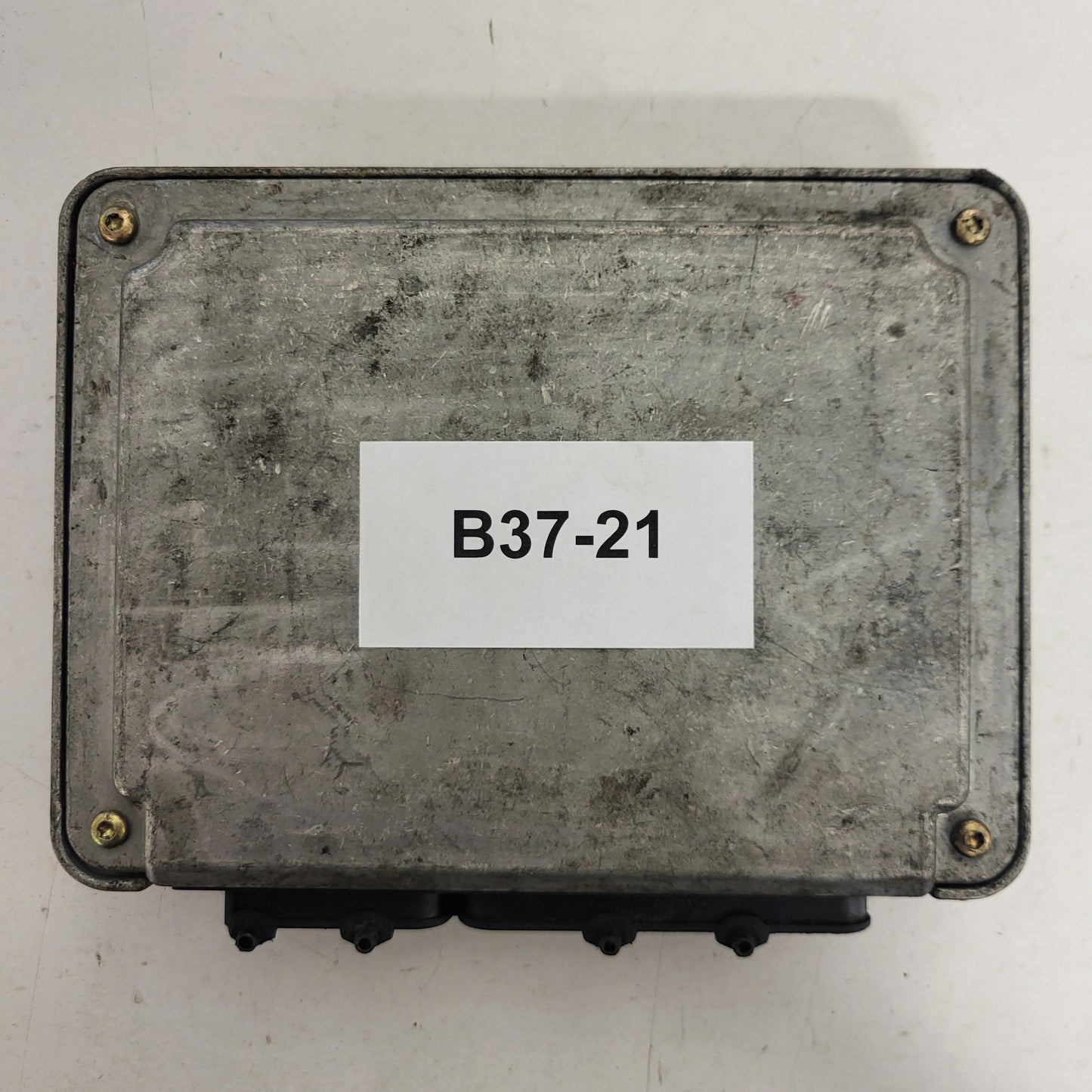 VW GOLF 4 1.9 ECU / 038906018BM / 0281001846 / BOSCH