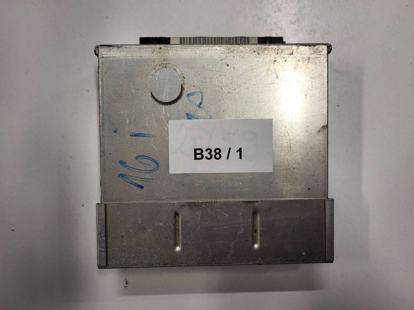 Opel ECU / 16133759 / APZW / DELCO