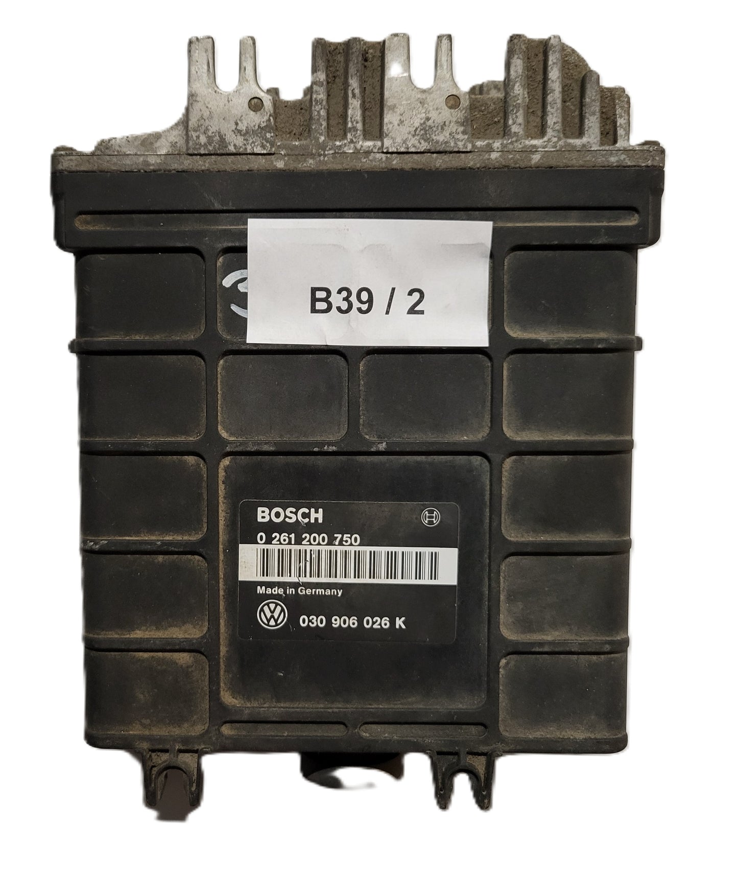 VW ECU / 0261200750 / 030906026K / BOSCH