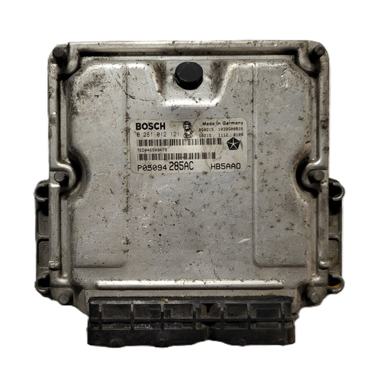 CHRYSLER VOYAGER ECU / 0281012121 / P05094285AC / BOSCH