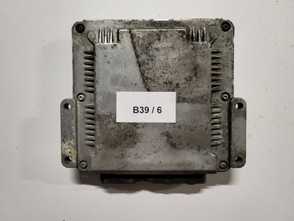 CHRYSLER VOYAGER ECU / 0281012121 / P05094285AC / BOSCH