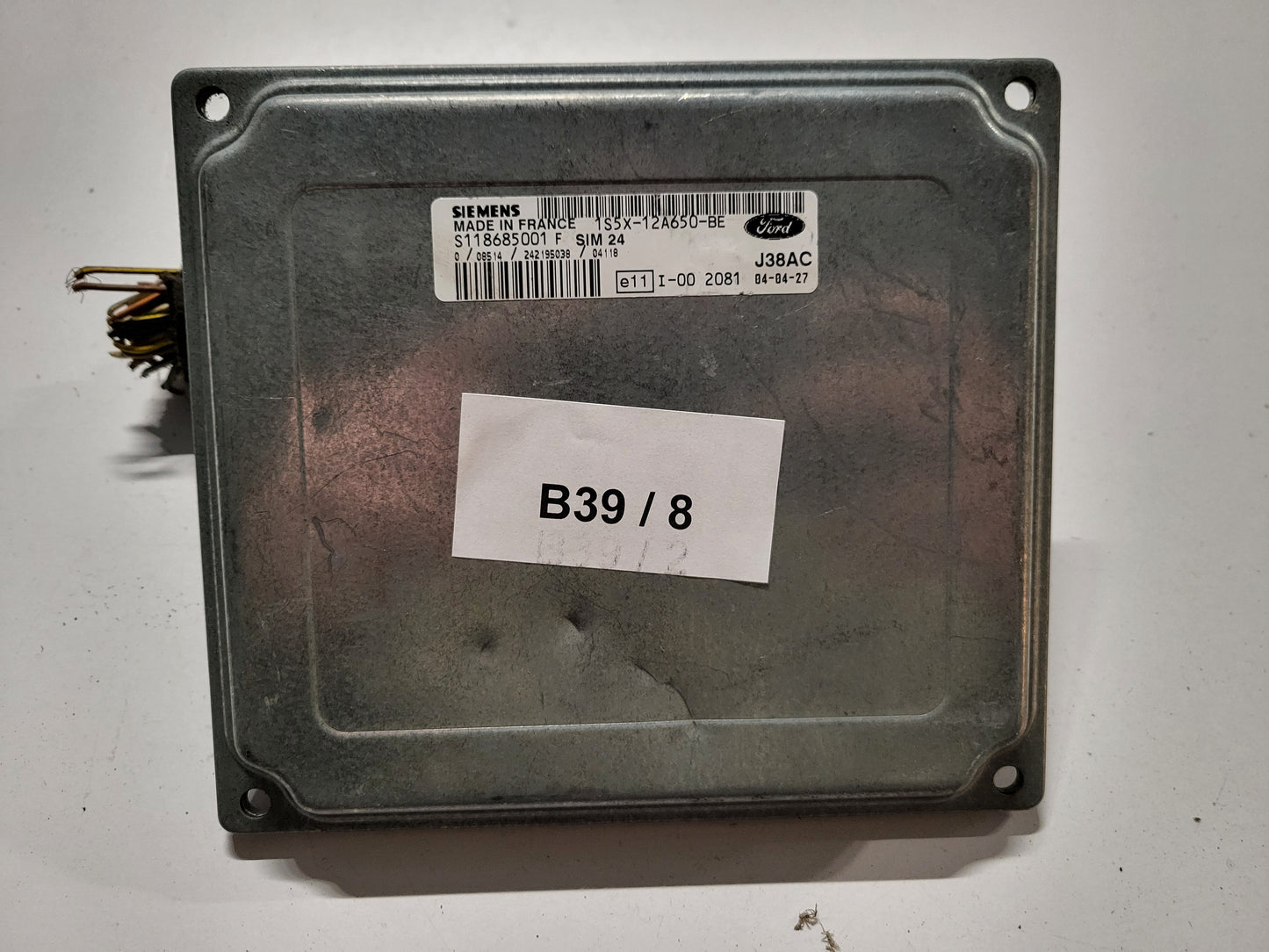 FORD FIESTA ECU / S118685001F / 1S5X-12A650-BE / S118685001 / SIM24 / SIEMENS