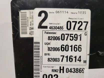 Renault BSI ECU / 8200660166 / X74 2N1 / P8200660166 / SAGEM