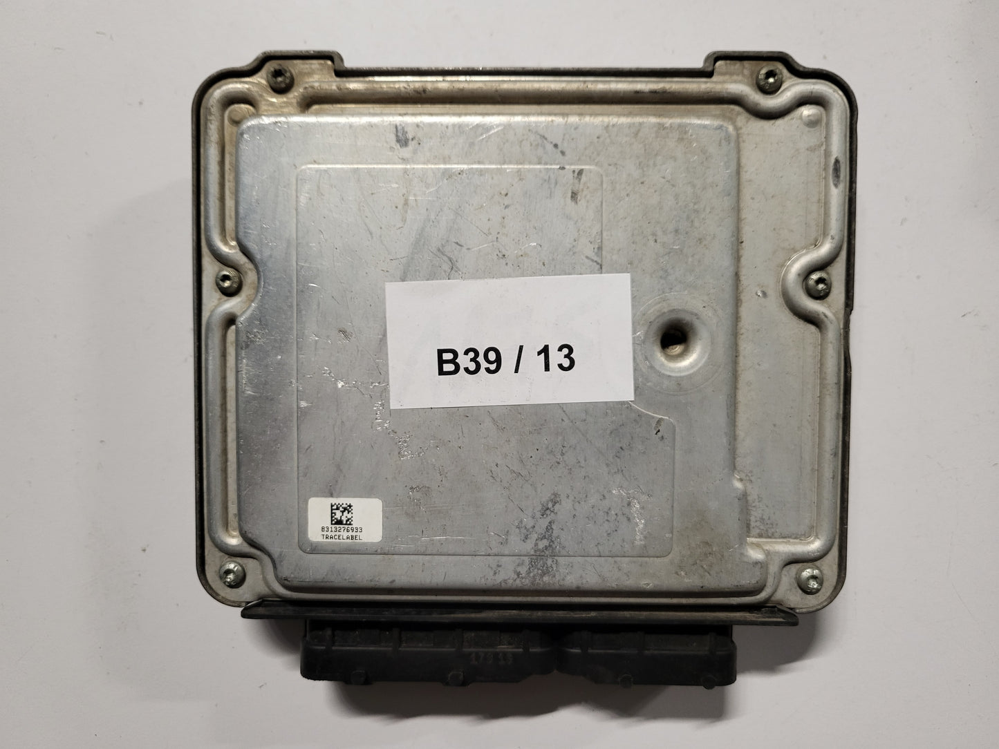 TOYOTA YARIS 1ND-TV ECU / 0281012515 / 89661-0D470 / BOSCH