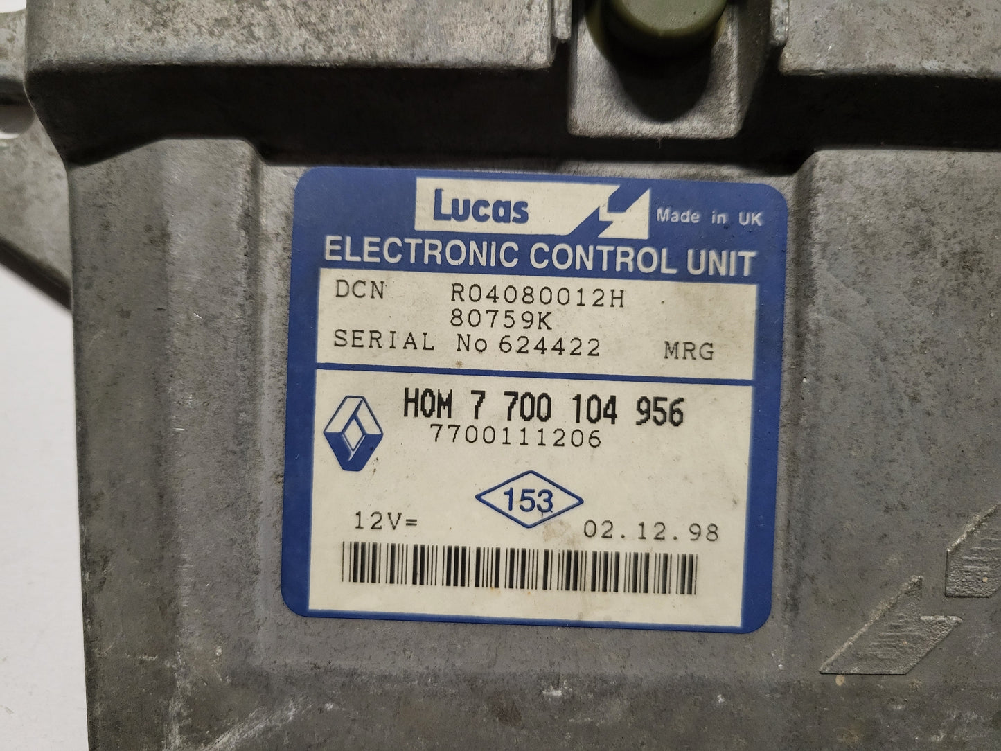 Renault ECU / HOM 7700104956 / 7700111206 / R04080012J / LUCAS