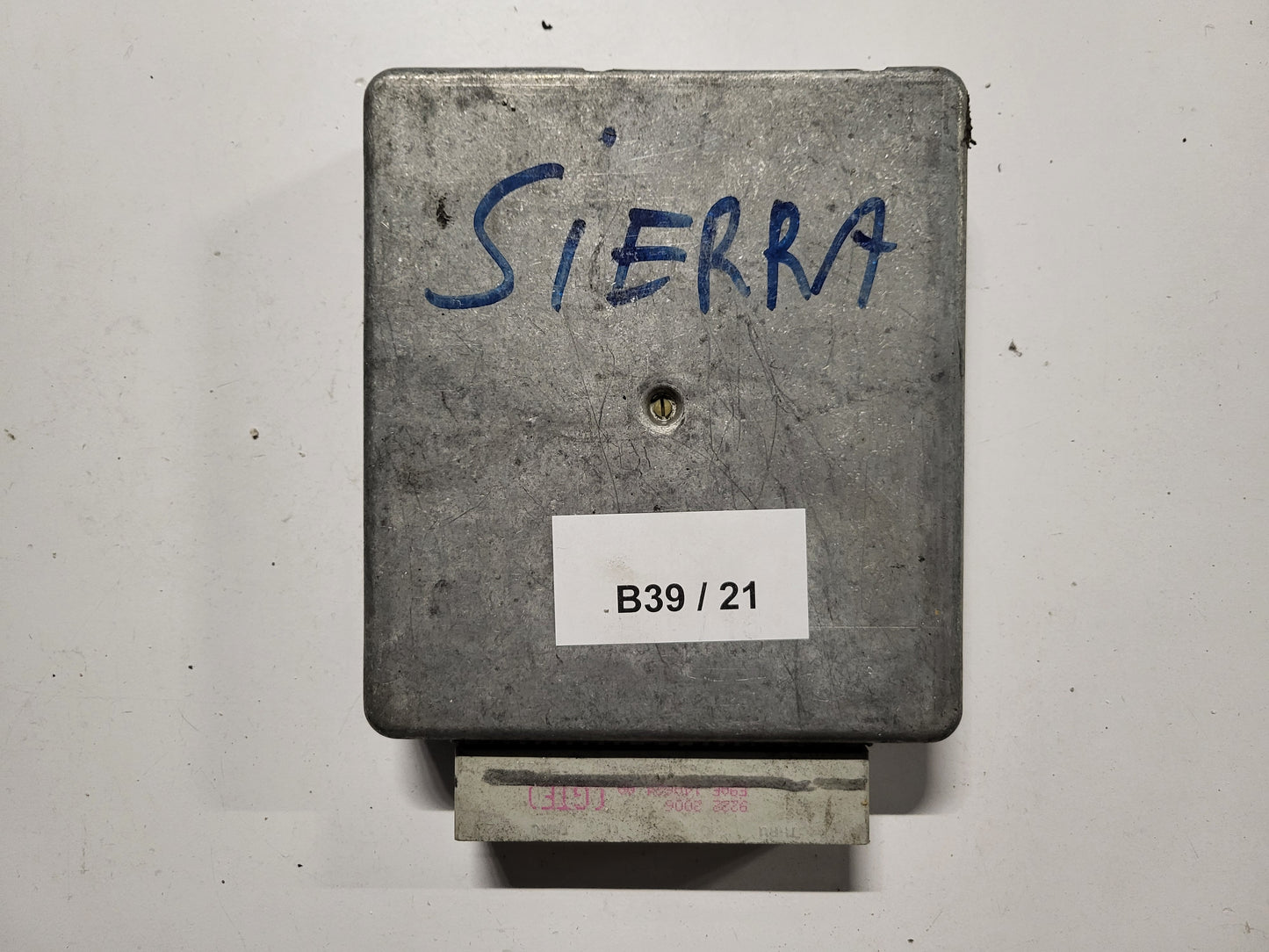 FORD SIERRA SCORPIO ECU / 92BB-12A650-GA / 2BGA / EFI-SD230 / EEC-IV