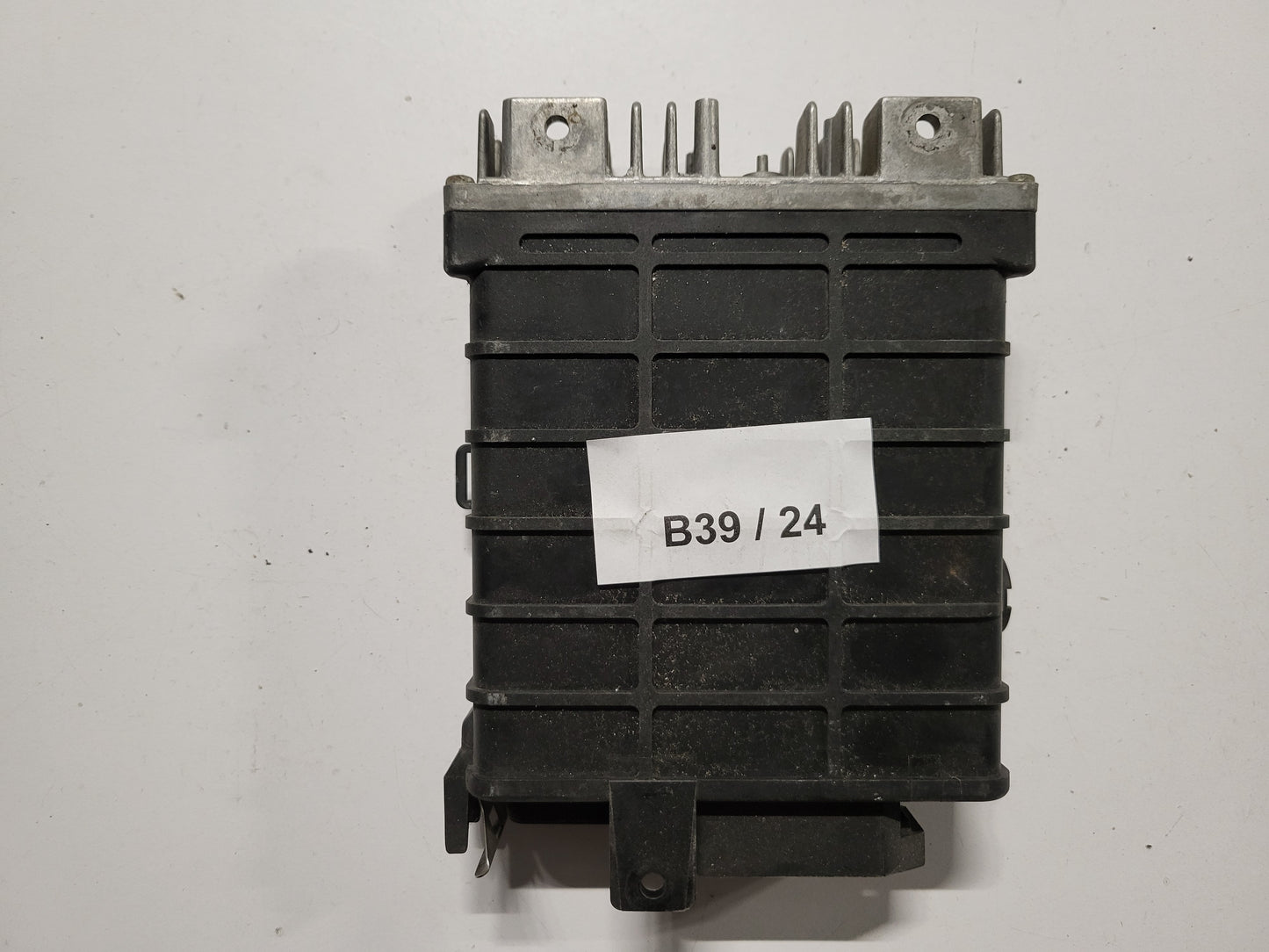 Peugeot Citroen 106 ZX ECU / 0280000752 / BOSCH