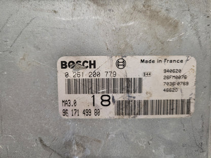 Peugeot Citroen ECU / 0261200779 / 9617149980 / MA3.0 / BOSCH