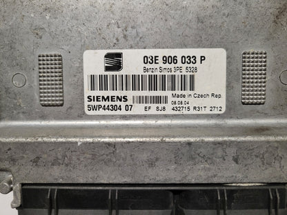 SEAT IBIZA ECU / 03E906033P / 5WP44304 07 / SIMOS 3PE SIEMENS