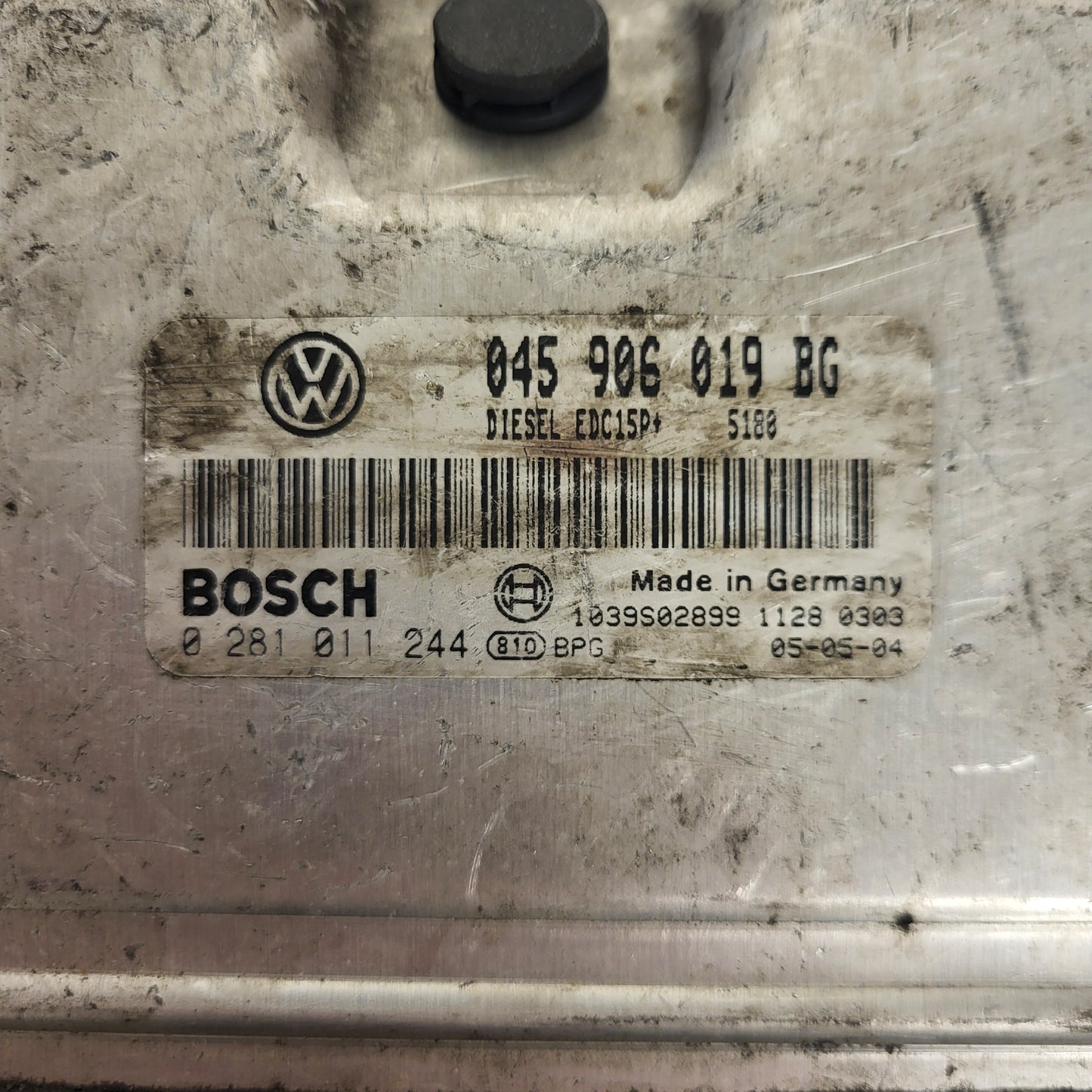 VW ŠKODA ECU / 045906019BG / 0281011244 / EDC15P+ / BOSCH
