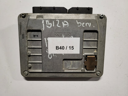 SEAT IBIZA ECU / 03E906033P / 5WP44304 07 / SIEMENS