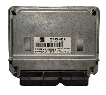 SEAT IBIZA ECU / 03E906033P / 5WP44304 07 / SIEMENS
