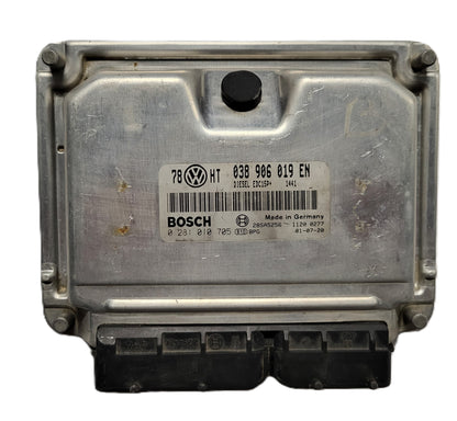 VW PASSAT ECU / 038906019EN / 0281010705 / 28SA5256 / EDC15P+ / BOSCH
