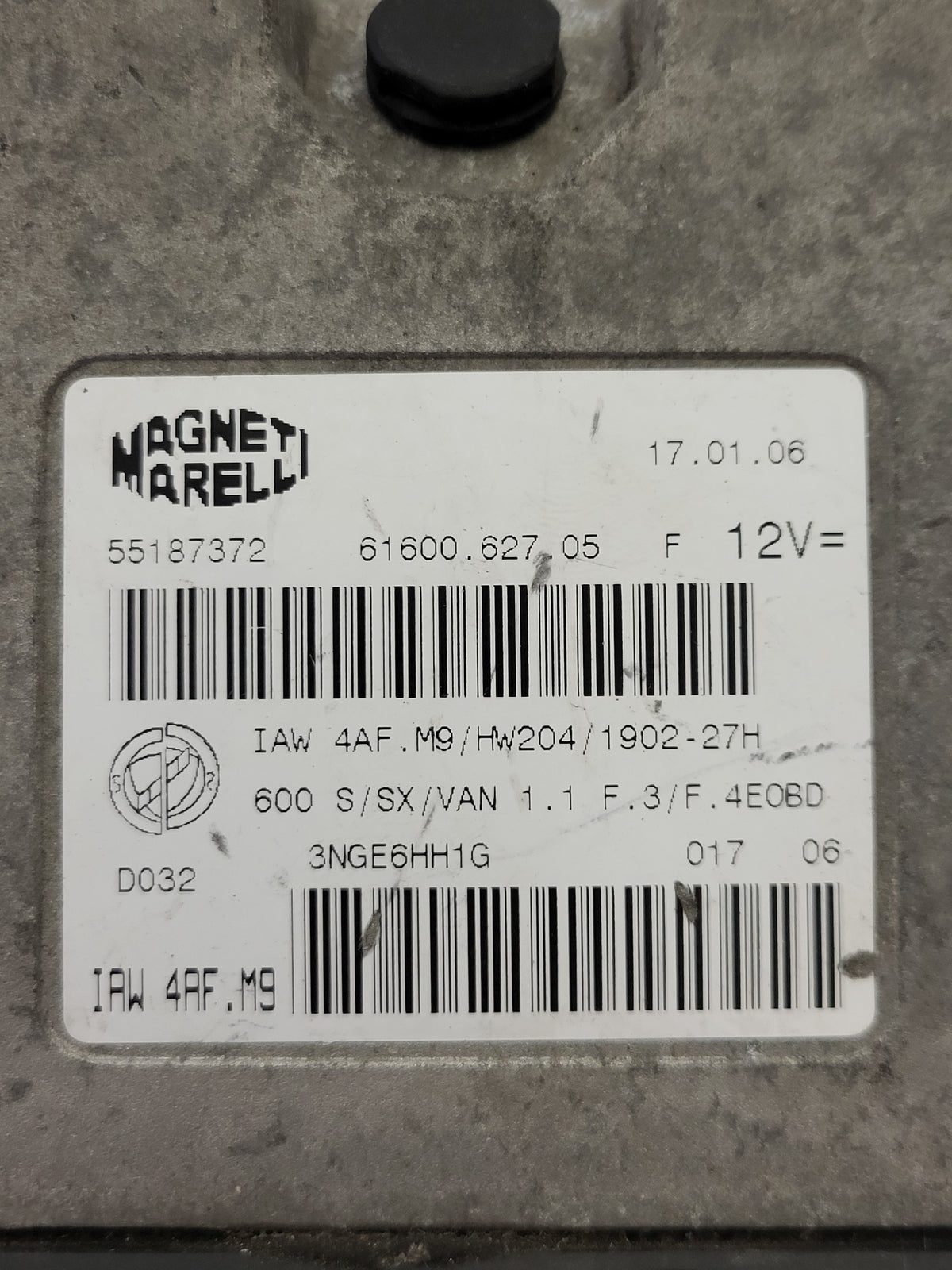 Fiat Seicento 600 ECU / 55187372 / IAW 4AF.M9 / 61600.627.05 / MAGNETI MARELLI - B41-07 - 2
